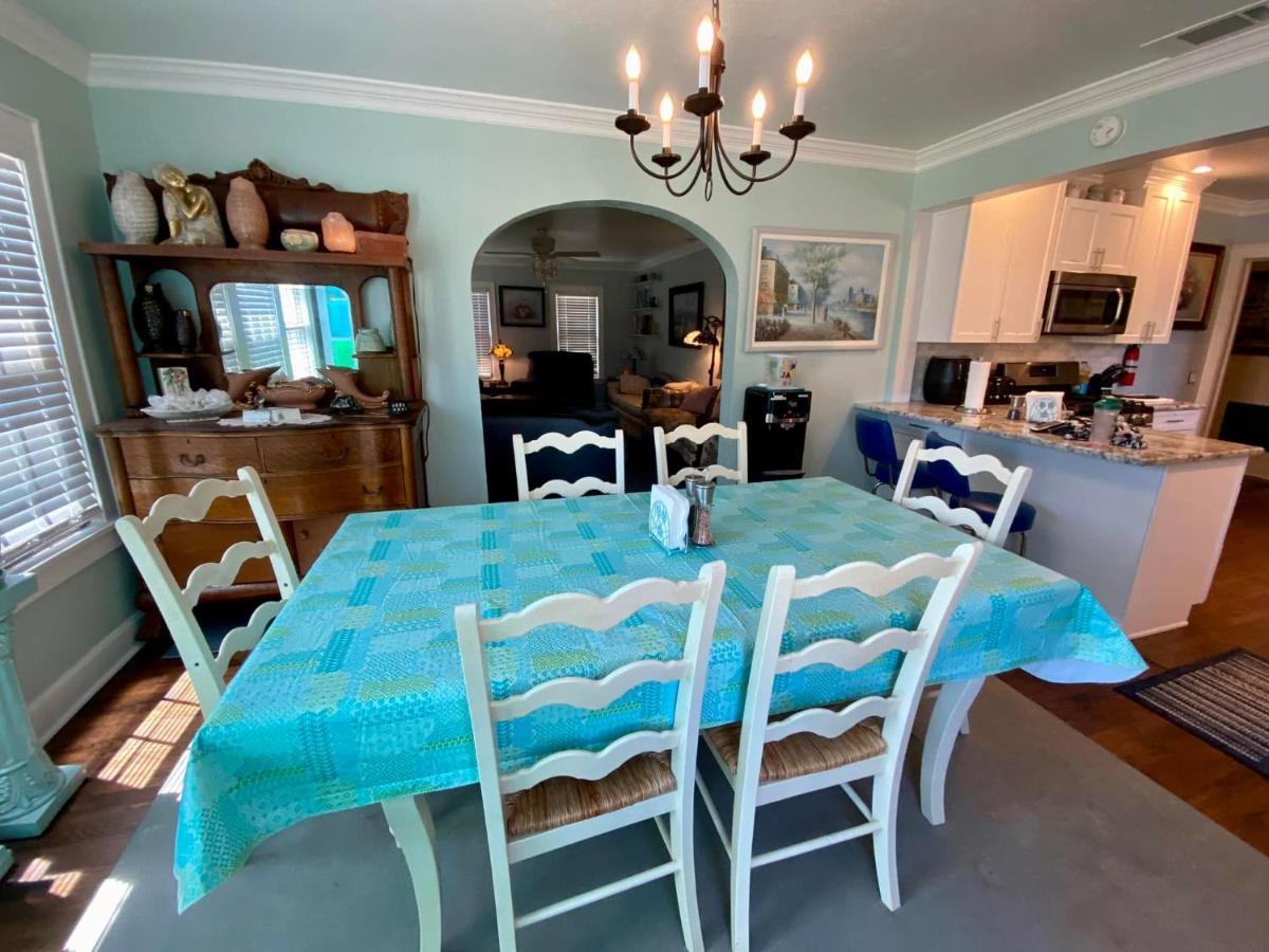 1 Mile To Fort Sill! The Carolebelle Cottage Sleeps 8 With Hottub,Grills,Firepit Lawton Ngoại thất bức ảnh