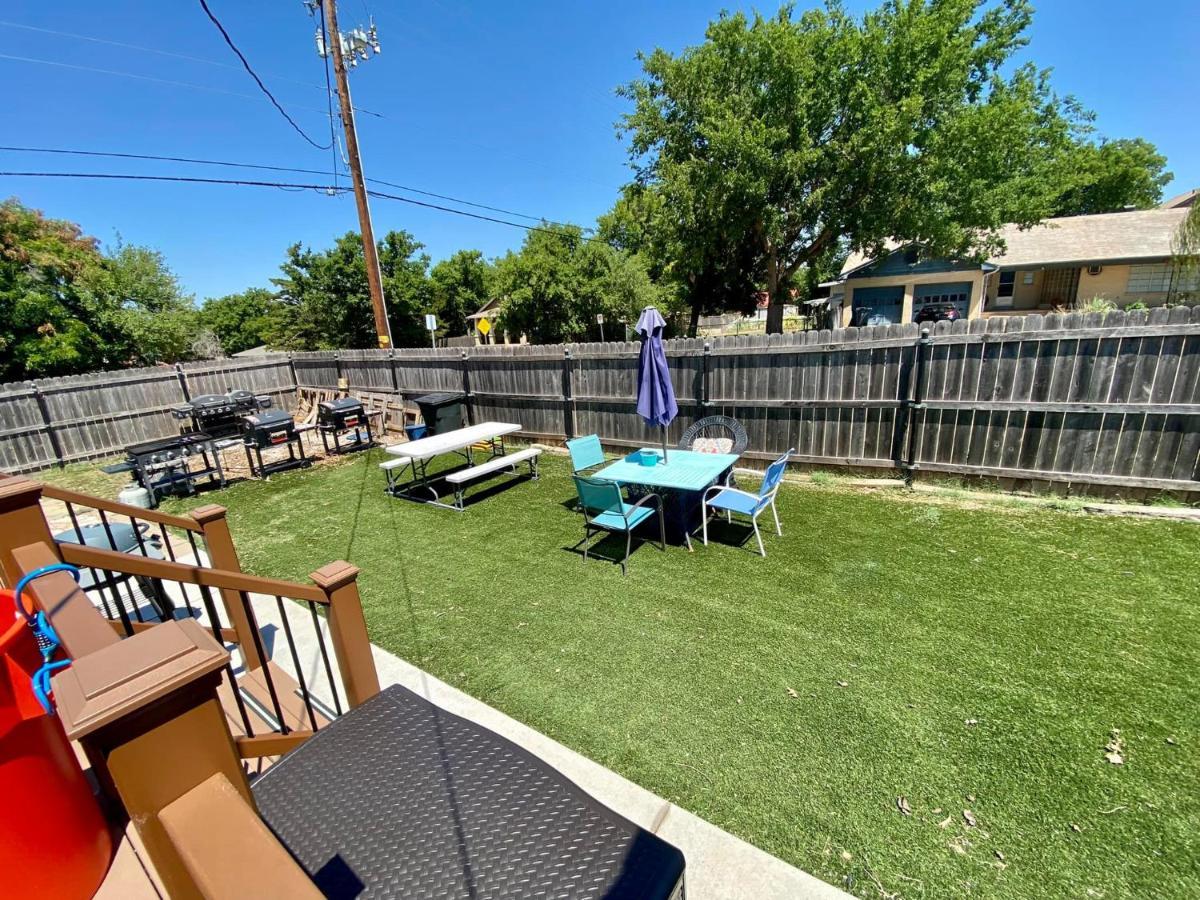 1 Mile To Fort Sill! The Carolebelle Cottage Sleeps 8 With Hottub,Grills,Firepit Lawton Ngoại thất bức ảnh